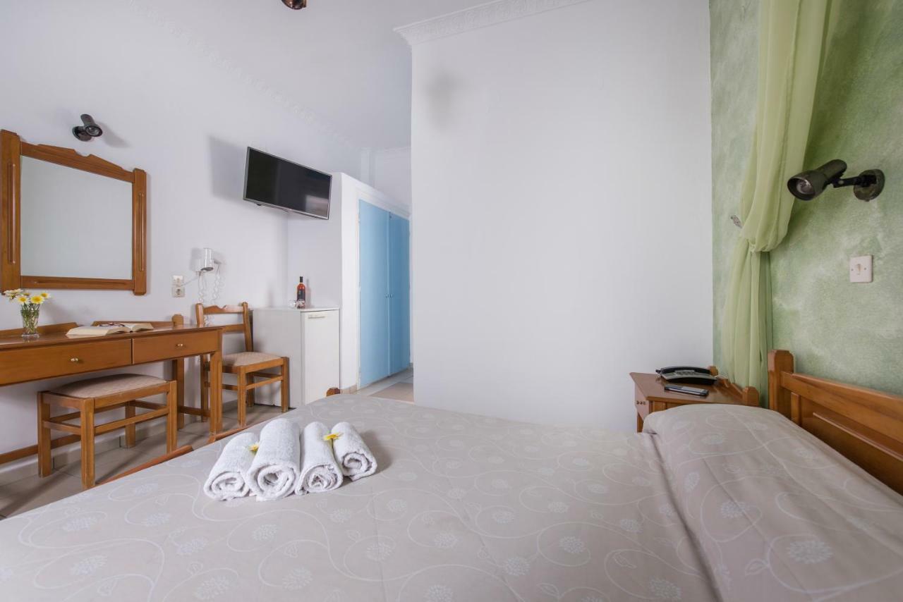 Hotel Olympia Karterados  Buitenkant foto
